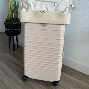 BEIS Travel 26” Check In Roller Luggage